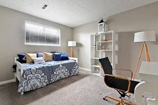 Heritage Hill Estates Apartments - Cincinnati, OH - Photo 17