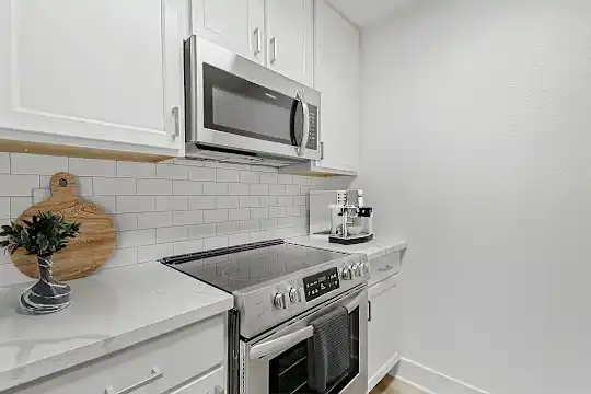 Landmark at Prescott Woods Apartment Homes - Austin, TX - Photo 35
