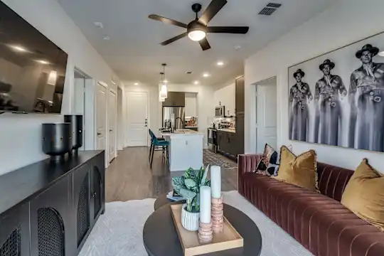 Lenox Dentwood - Dallas, TX - Photo 8