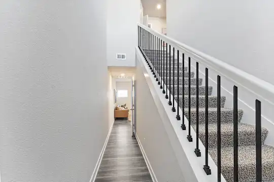 Barry West Townhomes - Kansas City, MO - Photo 15