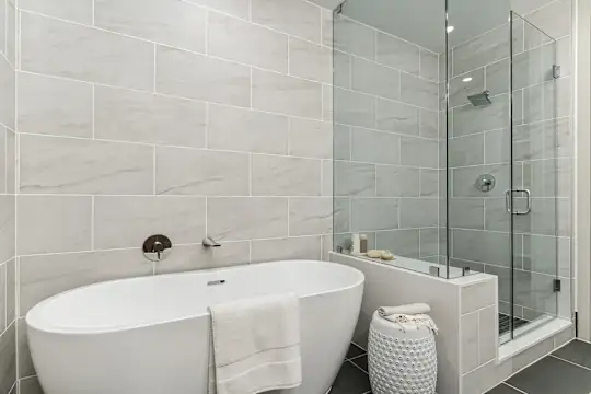 Maple Terrace Residences - Dallas, TX - Photo 21