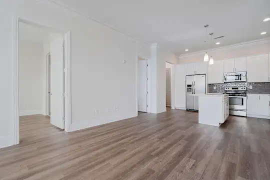 Harrison Park Apartments - Columbus, OH - Photo 5