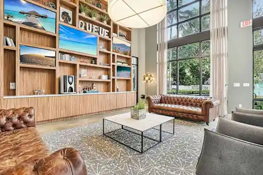 The Queue Apartments - Fort Lauderdale, FL - Photo 2
