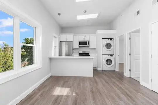 Trenton Street Homes - Providence, RI - Photo 2