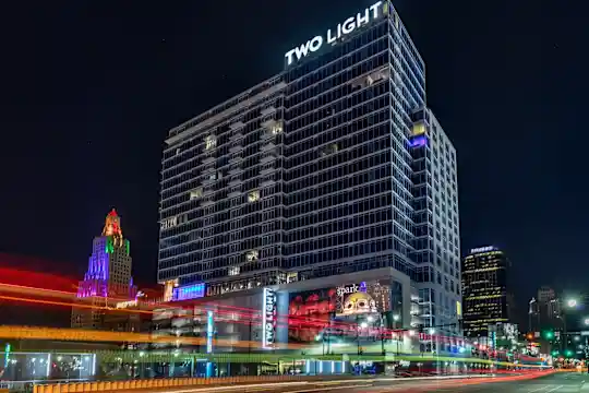 Two Light Luxury Apartments - Kansas City, MO - Photo 34
