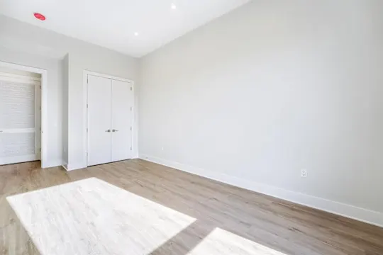 665-669 Grand Street - Jersey City, NJ - Photo 5