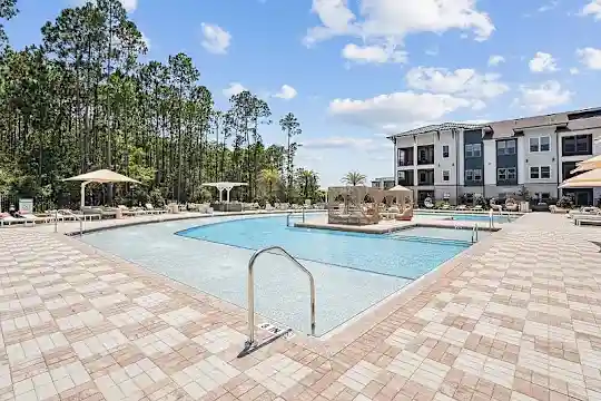 Tropia Luxury Apartments - Jacksonville, FL - Photo 23