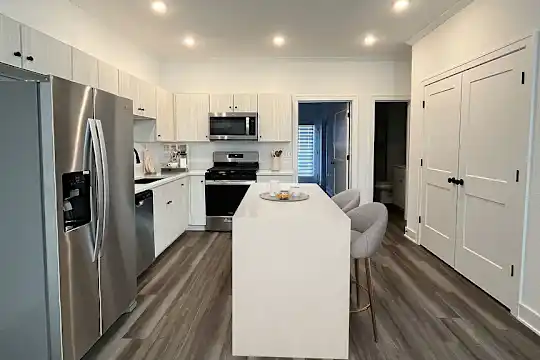 Tiffany Hills Townhomes - Kansas City, MO - Photo 4