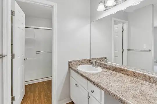 Summerwood Apartments - Santa Clara, CA - Photo 12
