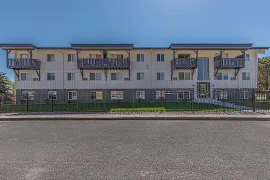 Monroe - Colorado Springs, CO - Photo 15