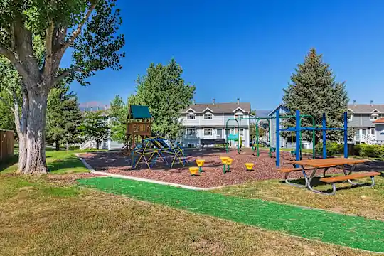 Carefree Village Townhomes - Colorado Springs, CO - Photo 7