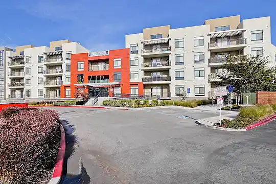 REVERE CAMPBELL - Campbell, CA - Photo 2