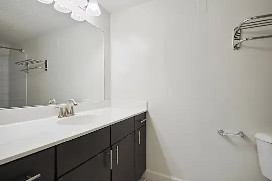 Broadstone Van Dorn - Alexandria, VA - Photo 20