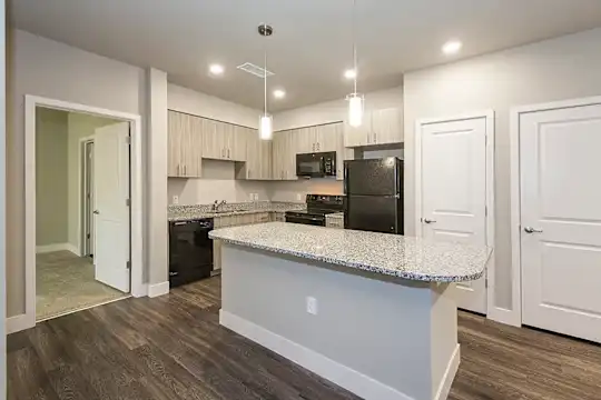 The Overlook at Interquest Apartments - Colorado Springs, CO - Photo 14