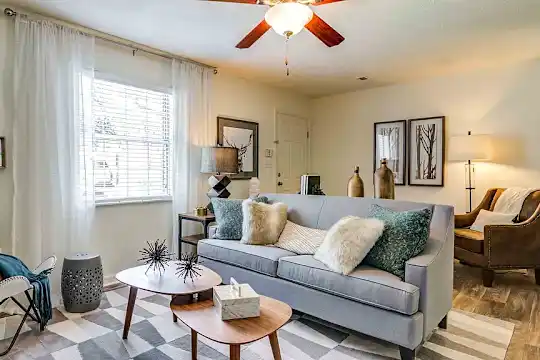 Eagle Pointe Apartment Homes - Knoxville, TN - Photo 13