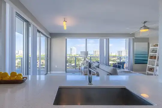 Emera Port Royale - Fort Lauderdale, FL - Photo 13