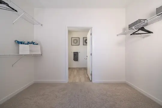 Gallerie Apartments - Kansas City, MO - Photo 32