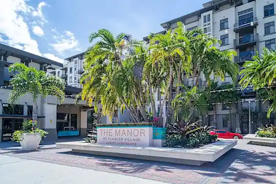 The Manor at Flagler Village - Fort Lauderdale, FL - Photo 8