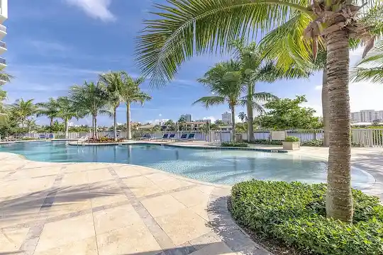 Emera Port Royale - Fort Lauderdale, FL - Photo 37