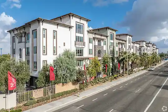Metro Gateway Apartment Homes - Riverside, CA - Photo 42