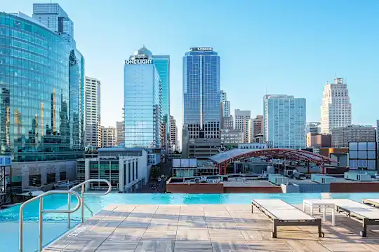 Two Light Luxury Apartments - Kansas City, MO - Photo 27