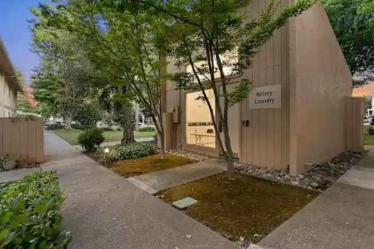 Plum Orchard Apartments - San Jose, CA - Photo 26