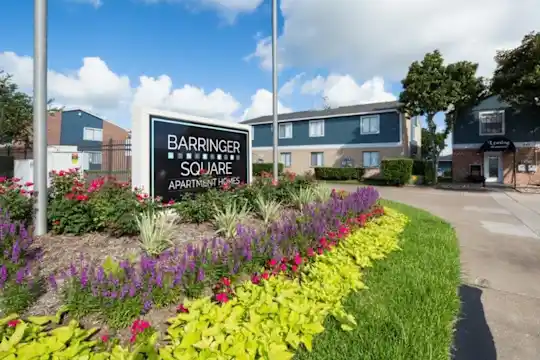 Barringer Square - Webster, TX - Photo 37