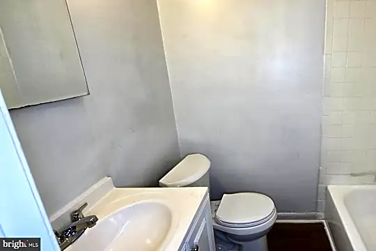 1702 Gales St NE #3 - Washington, DC - Photo 8