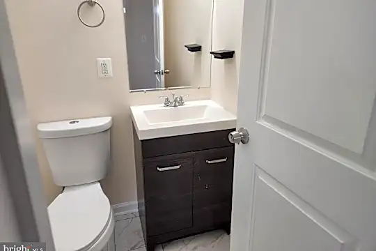 1621 Butler St SE #3 - Washington, DC - Photo 9
