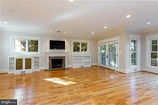 2608 36th Pl NW - Washington, DC - Photo 16