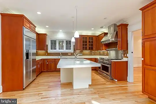 2608 36th Pl NW - Washington, DC - Photo 12