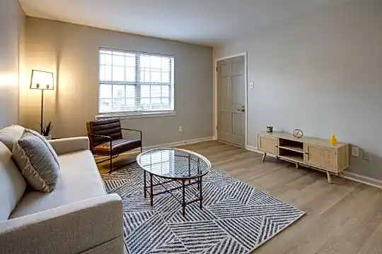 4905 Shifri Ave unit 3 - Memphis, TN - Photo 2