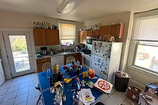 2359 Ohio Ave unit 3 - Cincinnati, OH - Photo 6