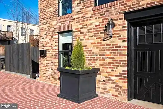 322 Adolf Cluss Ct SE #N - Washington, DC - Photo 2