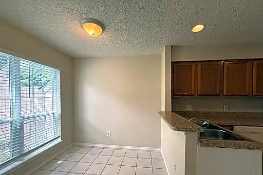 17820 Windflower Way #404 - Dallas, TX - Photo 8