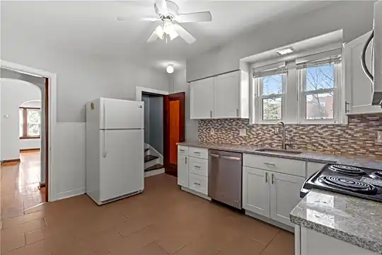 5257 Oleatha Ave - Saint Louis, MO - Photo 10