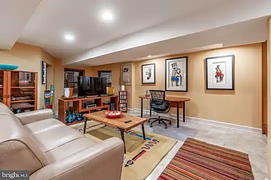 1232 Fairmont St NW - Washington, DC - Photo 8