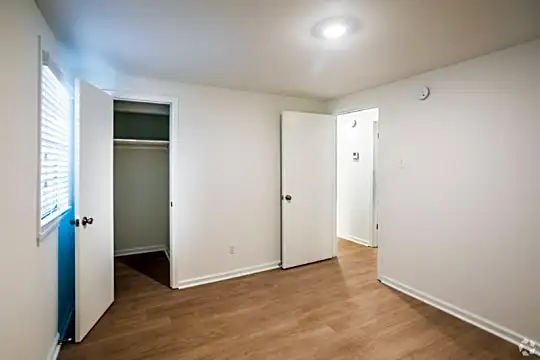 2038 Southern Ave unit 3 - Memphis, TN - Photo 5