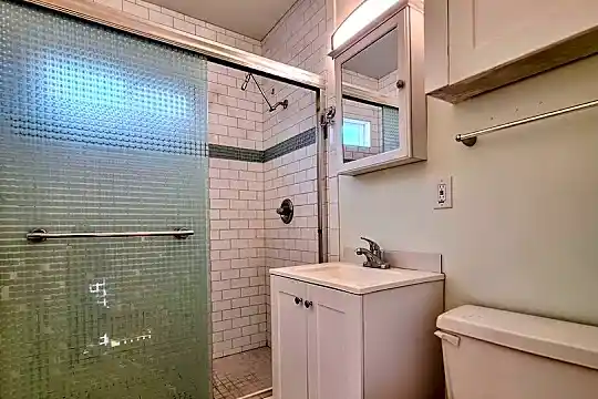 298 N 11th St unit 298 - San Jose, CA - Photo 5