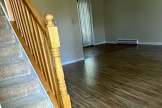 425 Dorset St unit 39 - South Burlington, VT - Photo 4