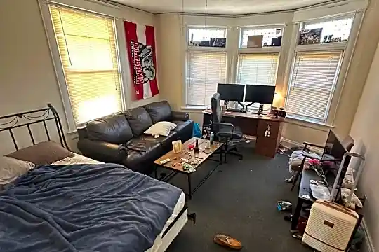 2359 Ohio Ave unit 3 - Cincinnati, OH - Photo 3