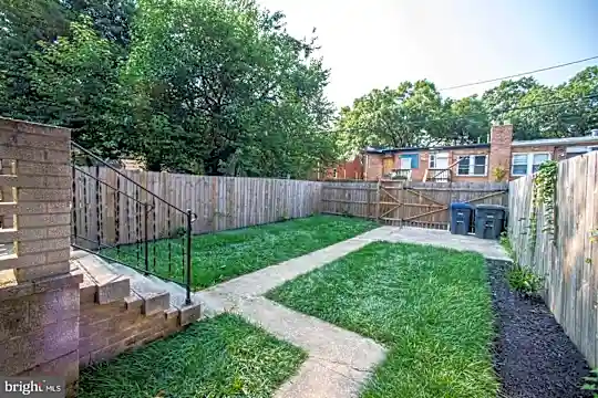 314 Raleigh St SE - Washington, DC - Photo 16