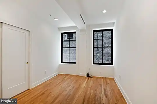 1351 Wisconsin Ave NW #2B - Washington, DC - Photo 10