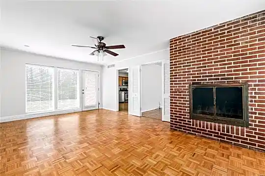 767 Wenneker Dr - Saint Louis, MO - Photo 8