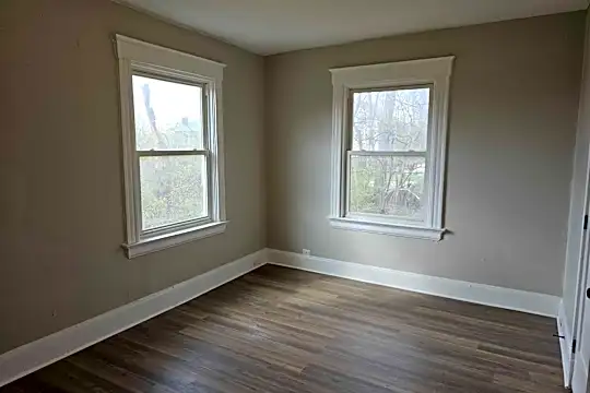 1560 Dixmont Ave unit Unit 2 - Cincinnati, OH - Photo 8