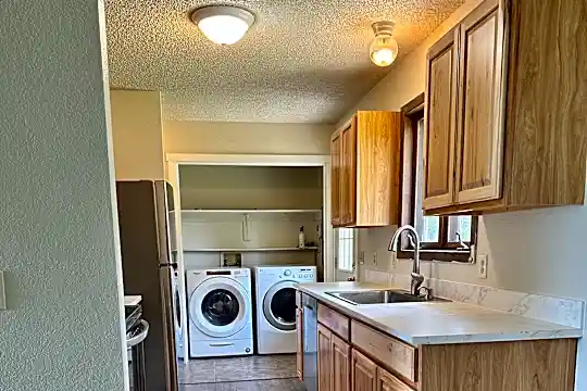 Houses for Rent in Yellowstone County, MT - 14 Houses | Rent.