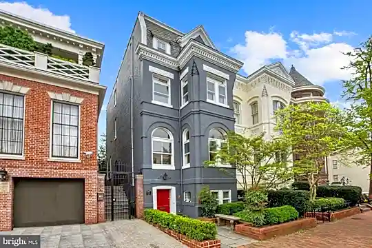 3252 N St NW - Washington, DC - Photo 1