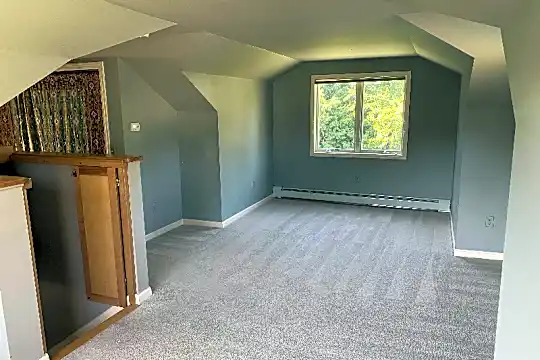 92 Prospect Pkwy - Burlington, VT - Photo 2