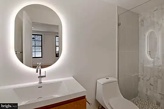 1351 Wisconsin Ave NW #2B - Washington, DC - Photo 17