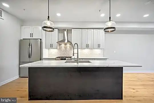 1364 Perry Pl NW #2 - Washington, DC - Photo 9